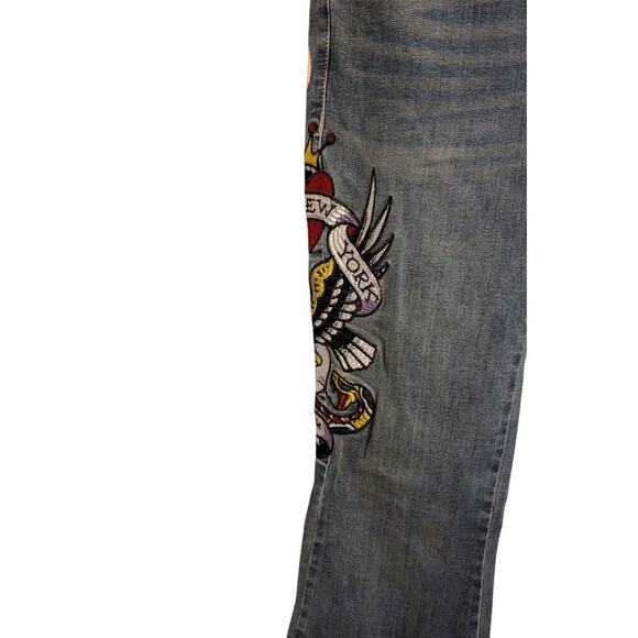 Ed Hardy Women's Embroidered New York City Eagle Slim Flare Jeans Size 28 G - Picture 3 of 7